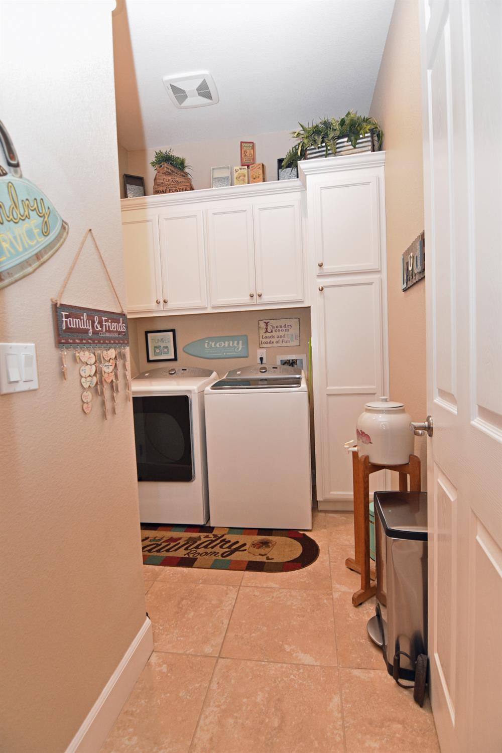 2260 State St, Turlock, CA 95380
