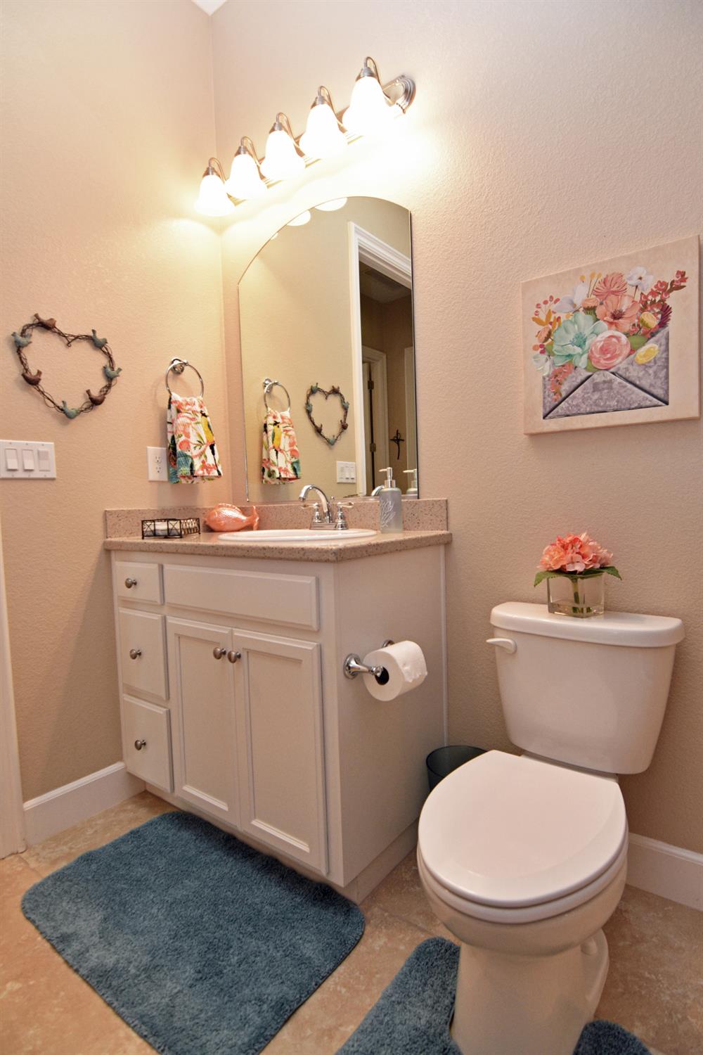 2260 State St, Turlock, CA 95380
