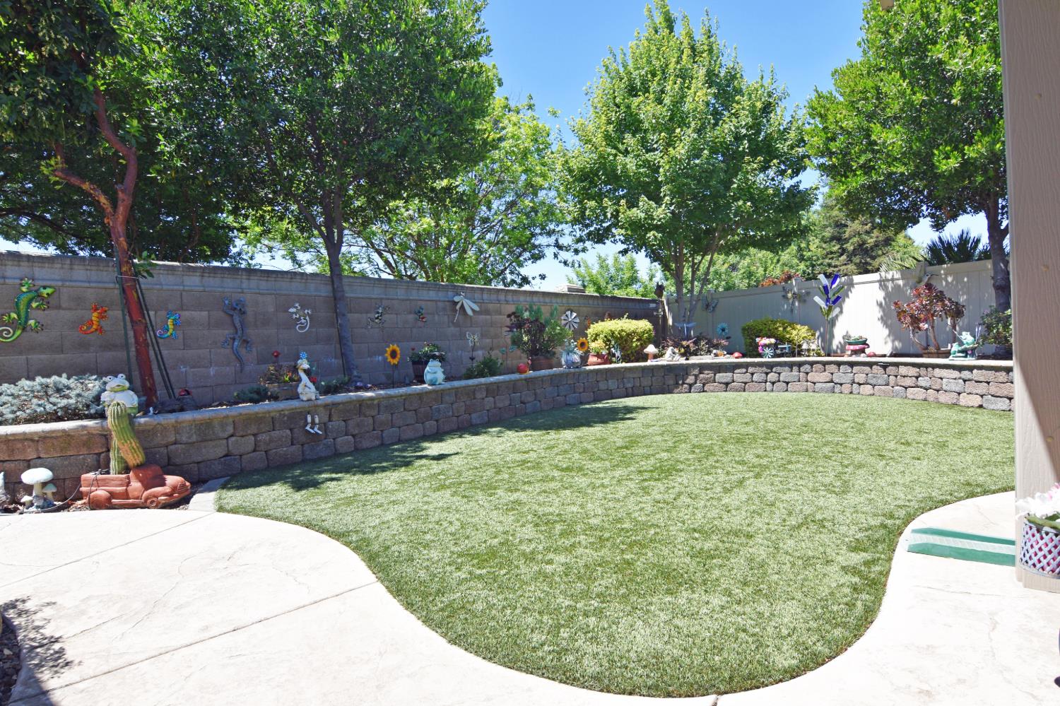 2260 State St, Turlock, CA 95380