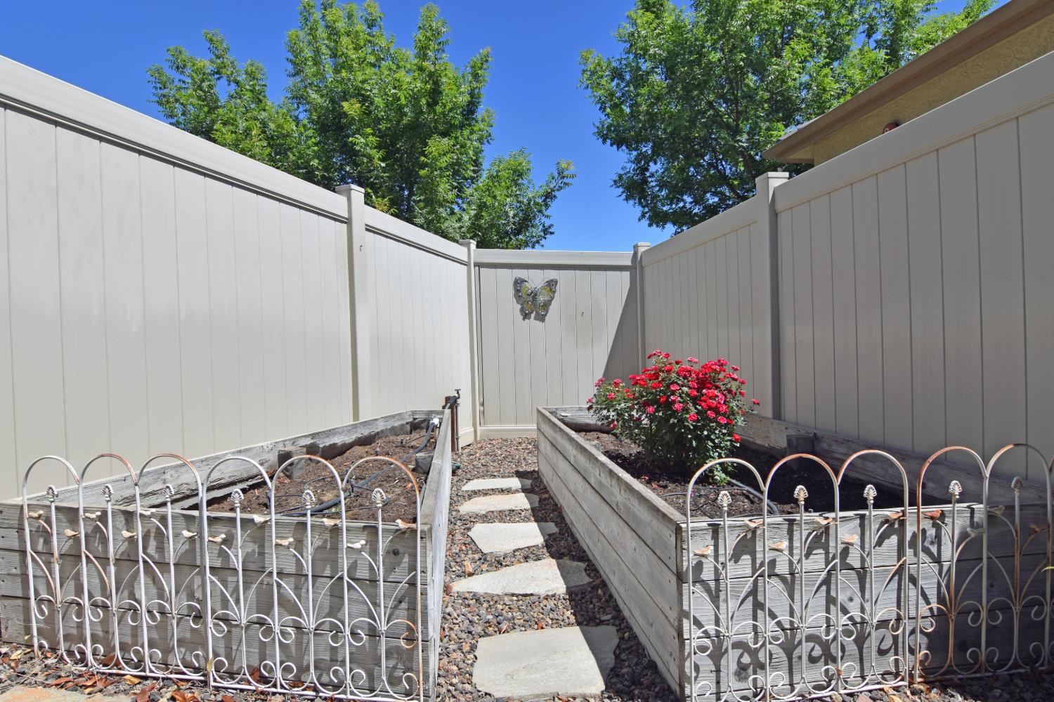 2260 State St, Turlock, CA 95380