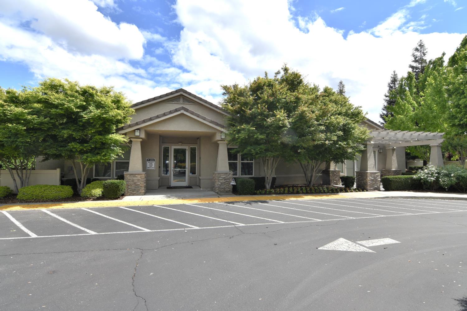 2260 State St, Turlock, CA 95380