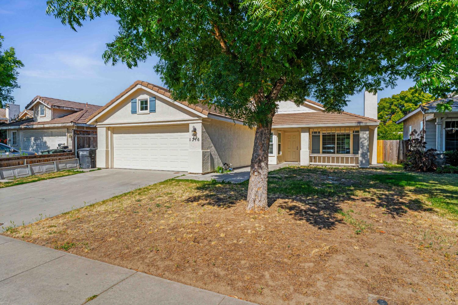 1316 Riverette Dr, Modesto, CA 95351