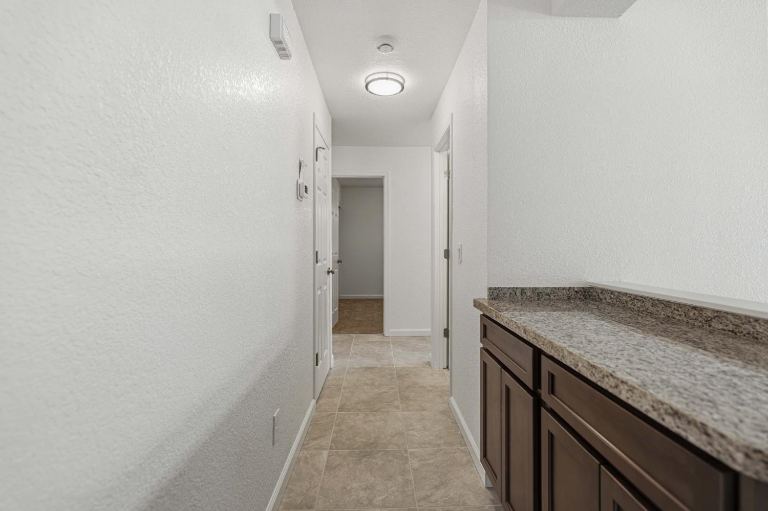 1316 Riverette Dr, Modesto, CA 95351