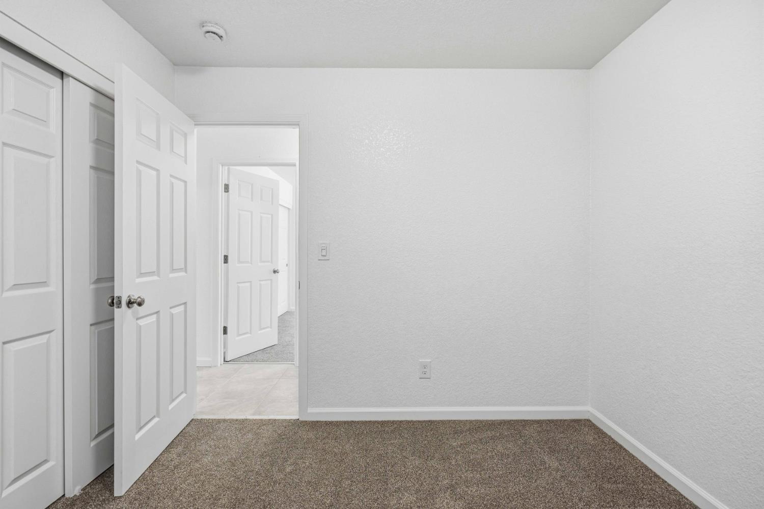 1316 Riverette Dr, Modesto, CA 95351