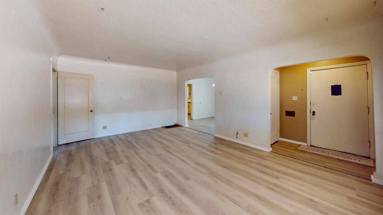 225 Merced Ave, Modesto, CA 95351