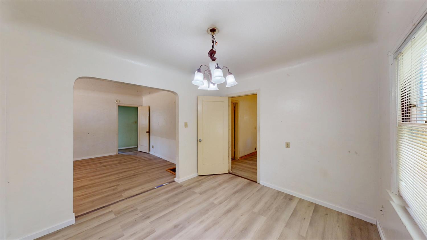 225 Merced Ave, Modesto, CA 95351
