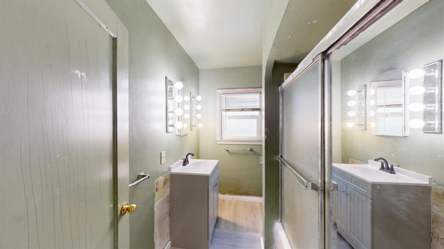 225 Merced Ave, Modesto, CA 95351