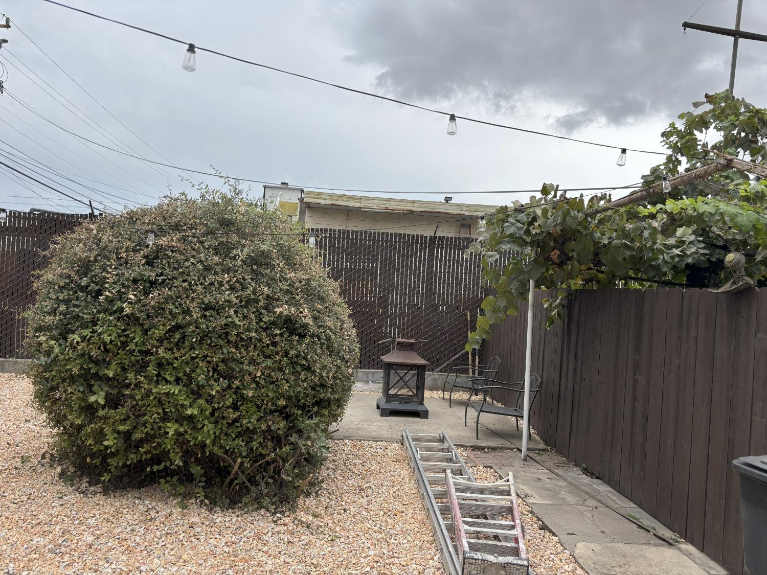 718 6th St, Modesto, CA 95354