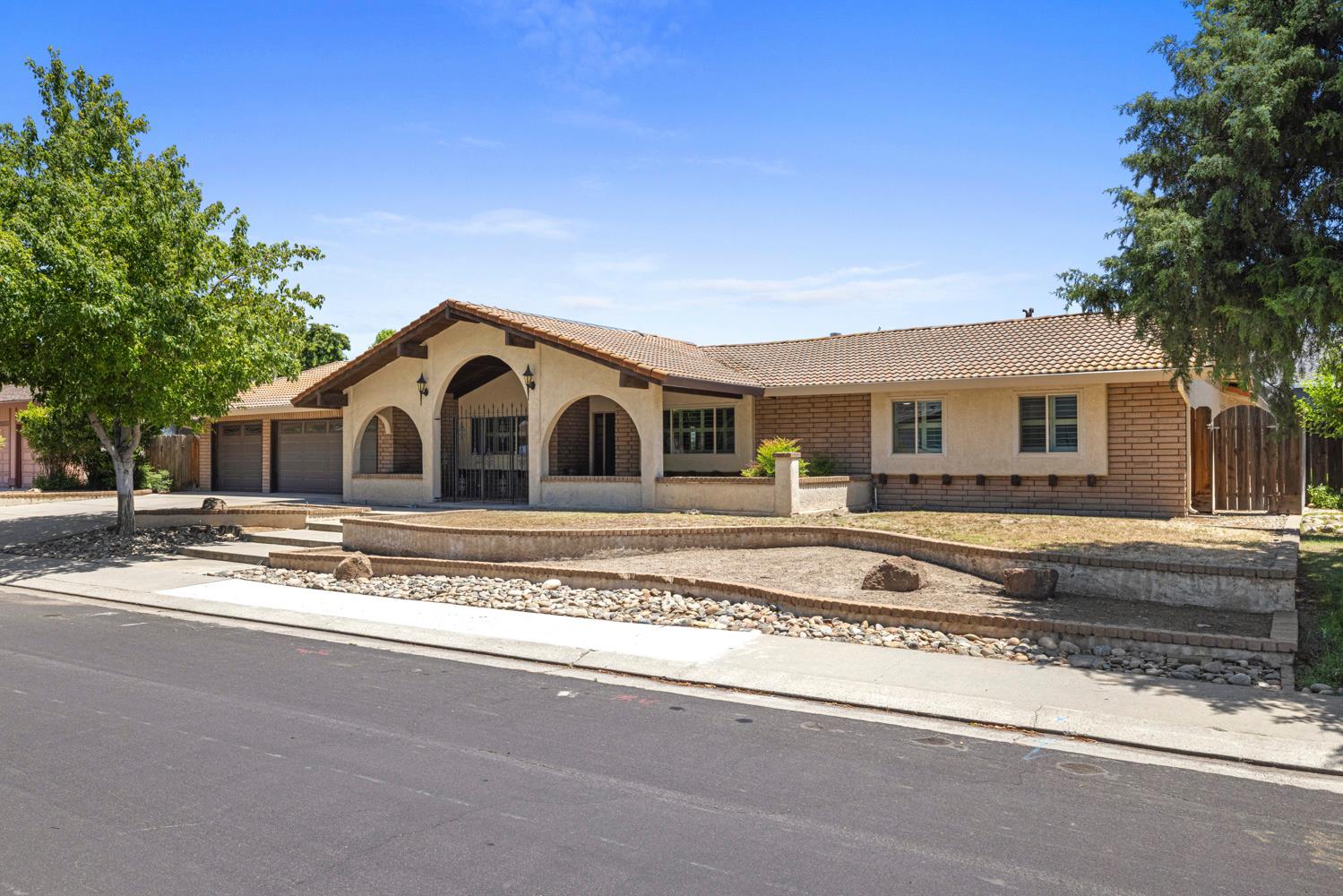 3904 Trillium Ave, Modesto, CA 95356