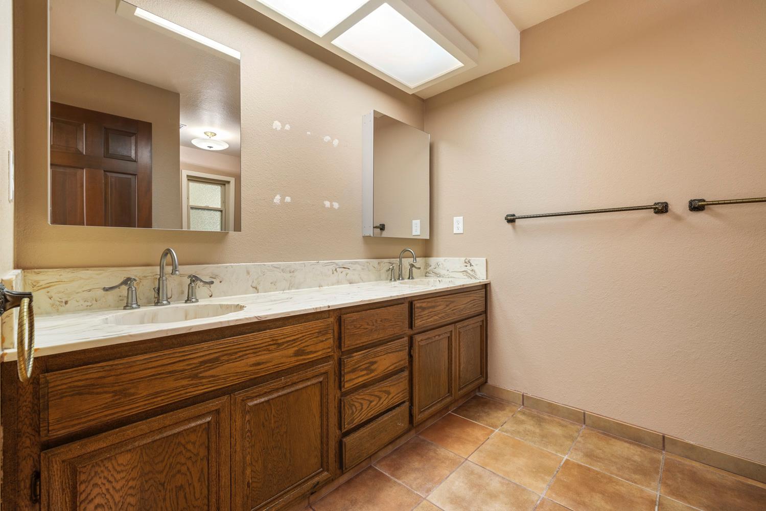 3904 Trillium Ave, Modesto, CA 95356