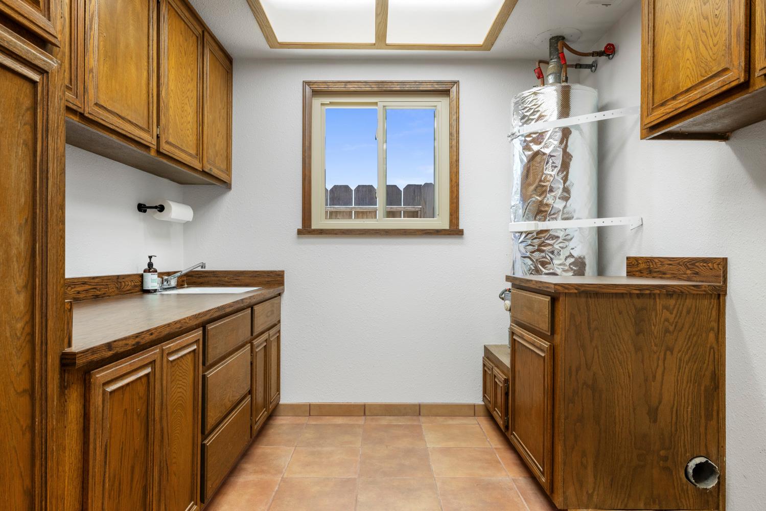 3904 Trillium Ave, Modesto, CA 95356