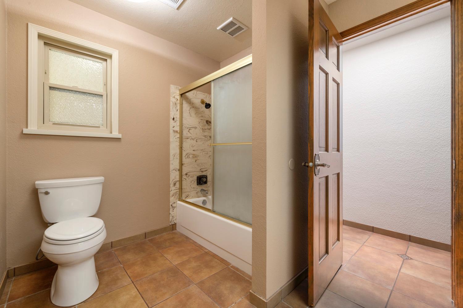 3904 Trillium Ave, Modesto, CA 95356