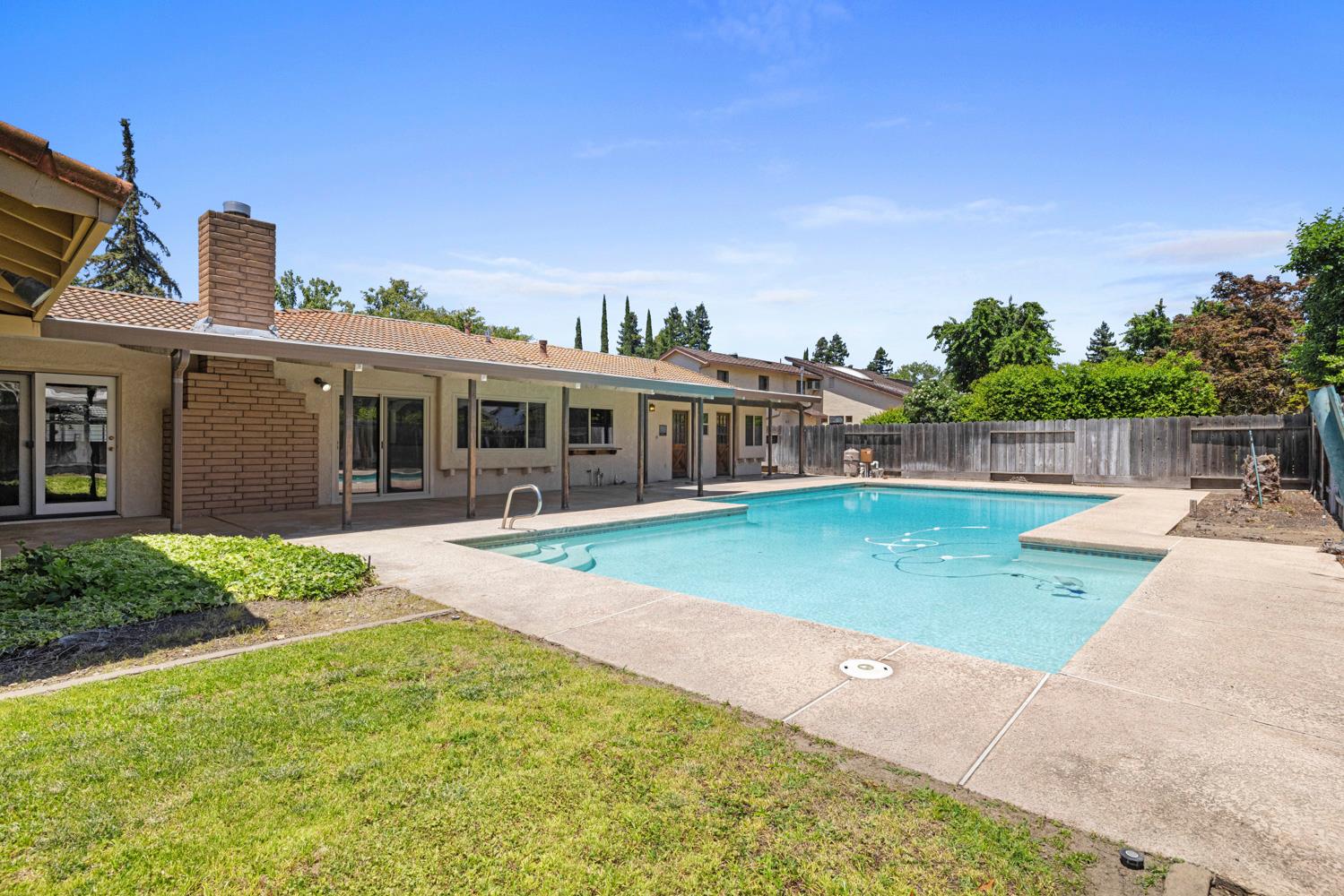 3904 Trillium Ave, Modesto, CA 95356