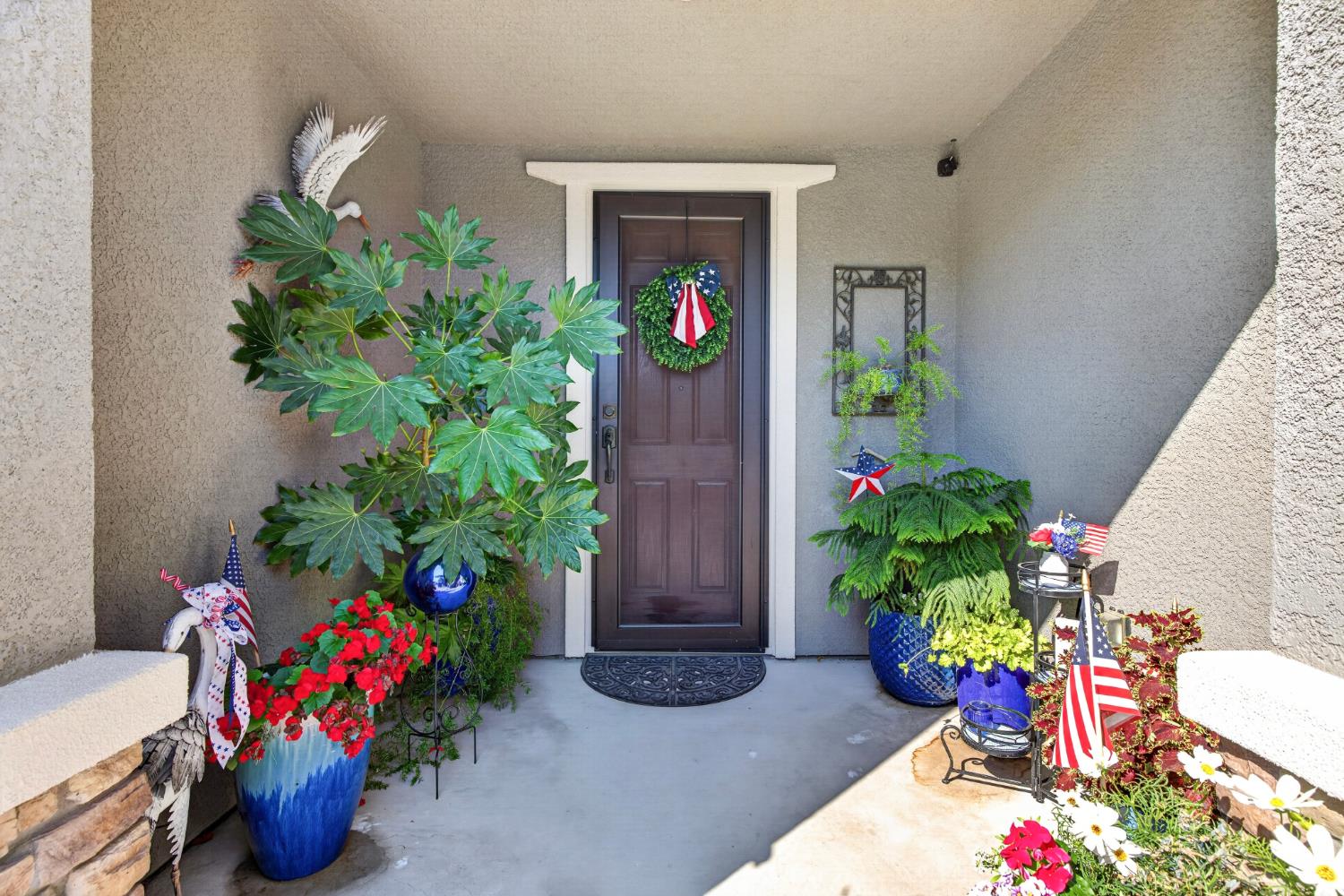 1370 Chestnut Hill Dr, Manteca, CA 95336