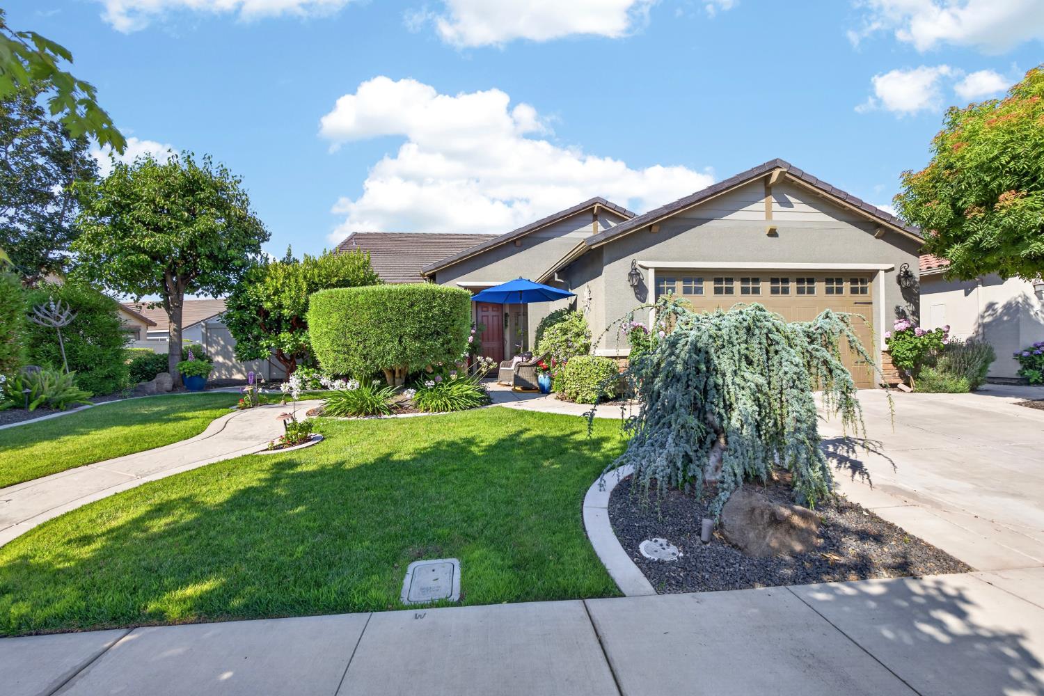 1370 Chestnut Hill Dr, Manteca, CA 95336