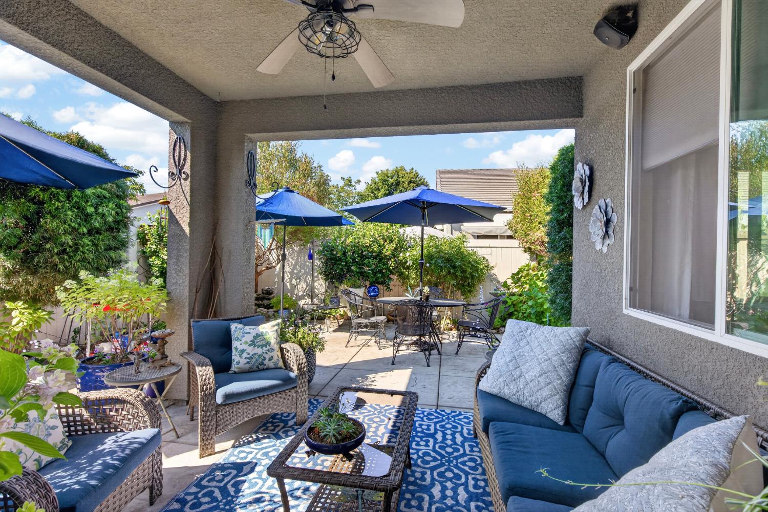 1370 Chestnut Hill Dr, Manteca, CA 95336