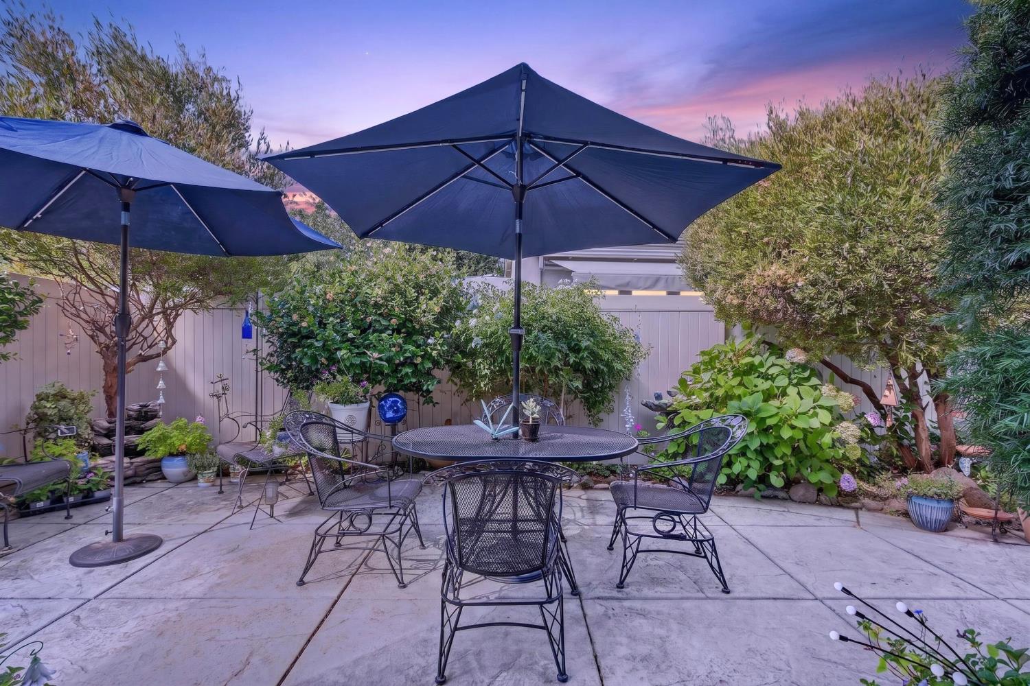 1370 Chestnut Hill Dr, Manteca, CA 95336