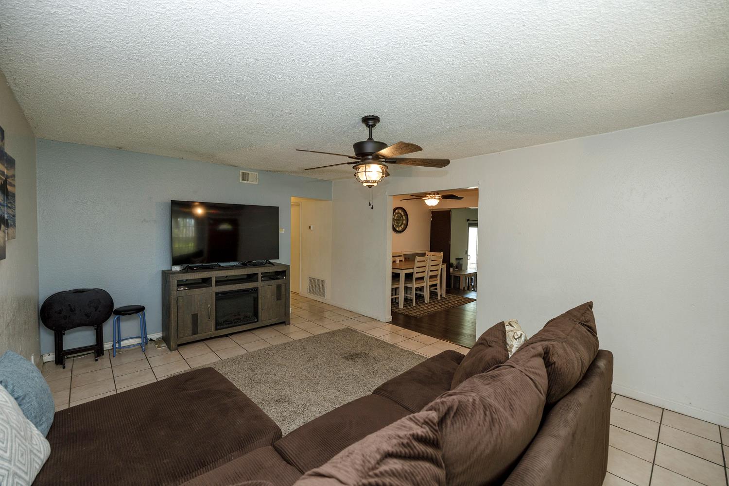 1505 Hamilton Ave, Modesto, CA 95350