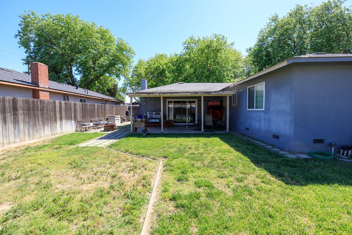 1505 Hamilton Ave, Modesto, CA 95350