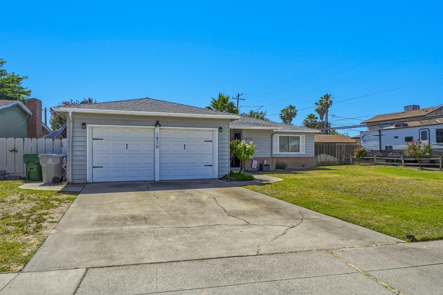 1870 Eucalyptus St, Atwater, CA 95301