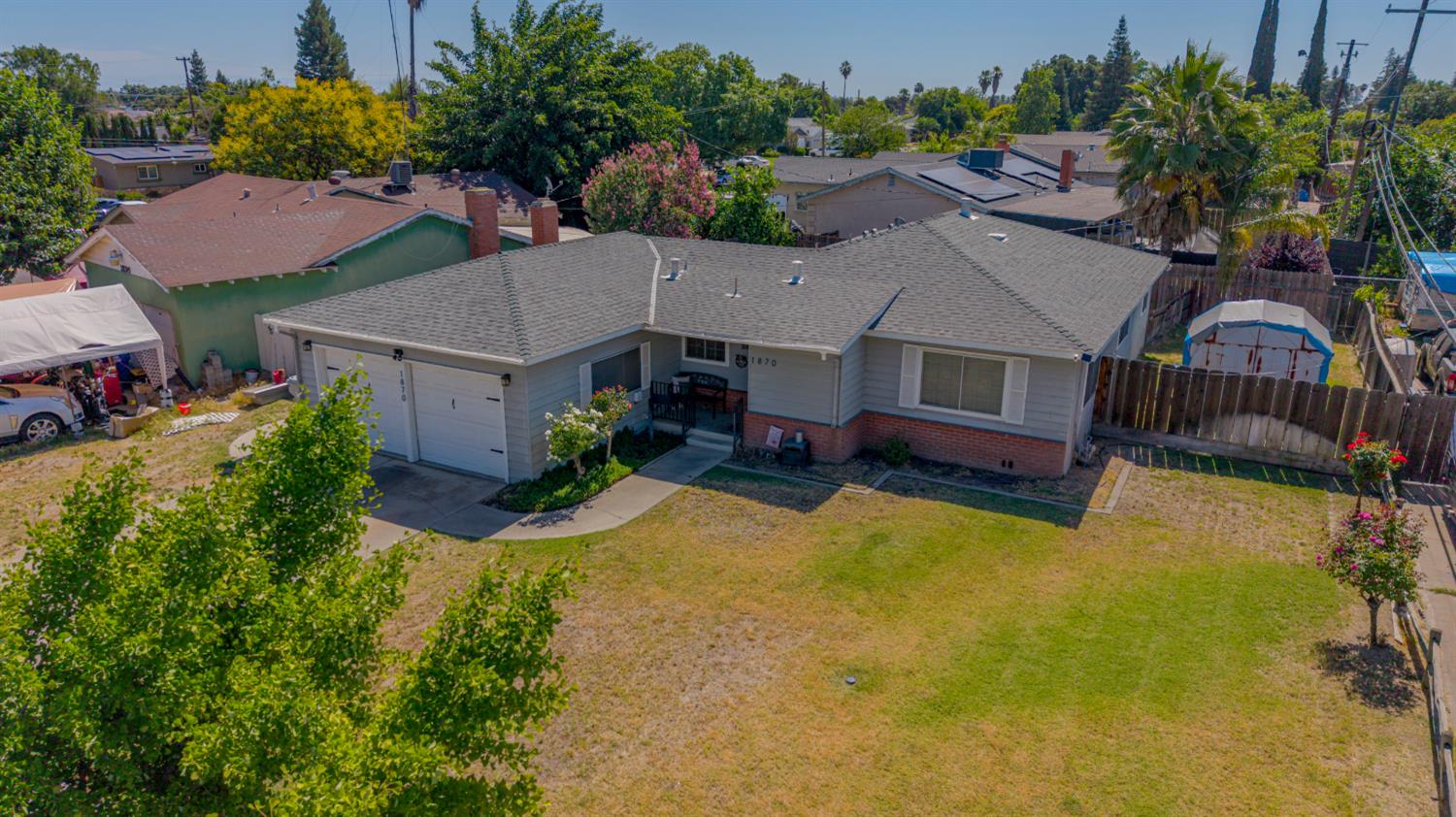 1870 Eucalyptus St, Atwater, CA 95301