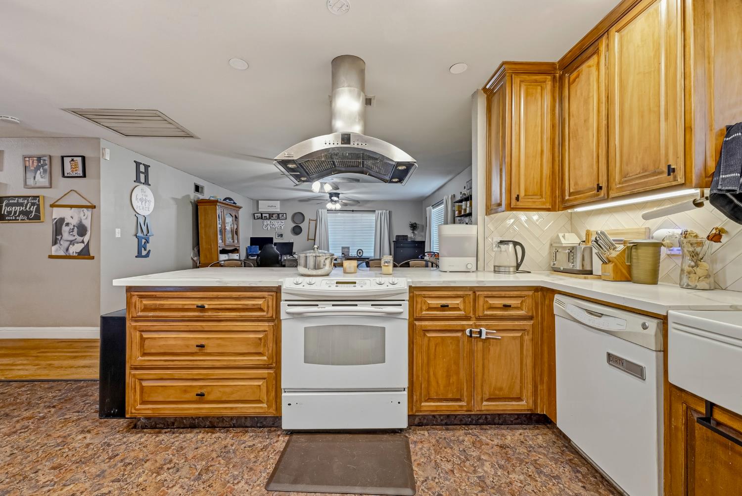 1870 Eucalyptus St, Atwater, CA 95301