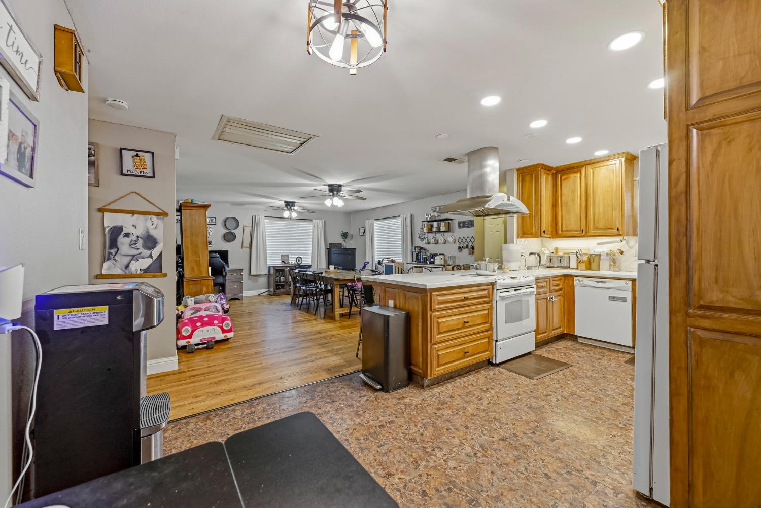 1870 Eucalyptus St, Atwater, CA 95301