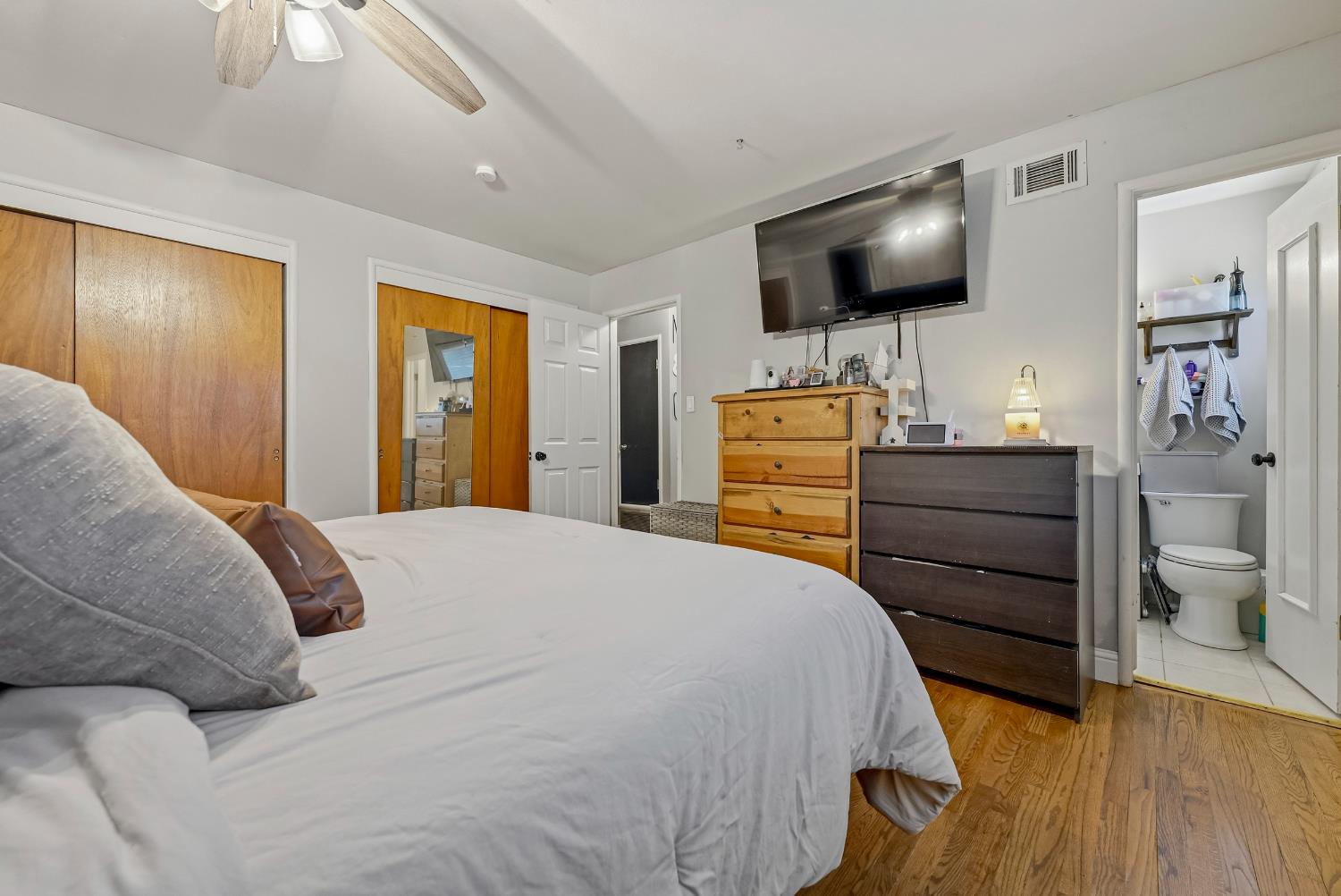 1870 Eucalyptus St, Atwater, CA 95301