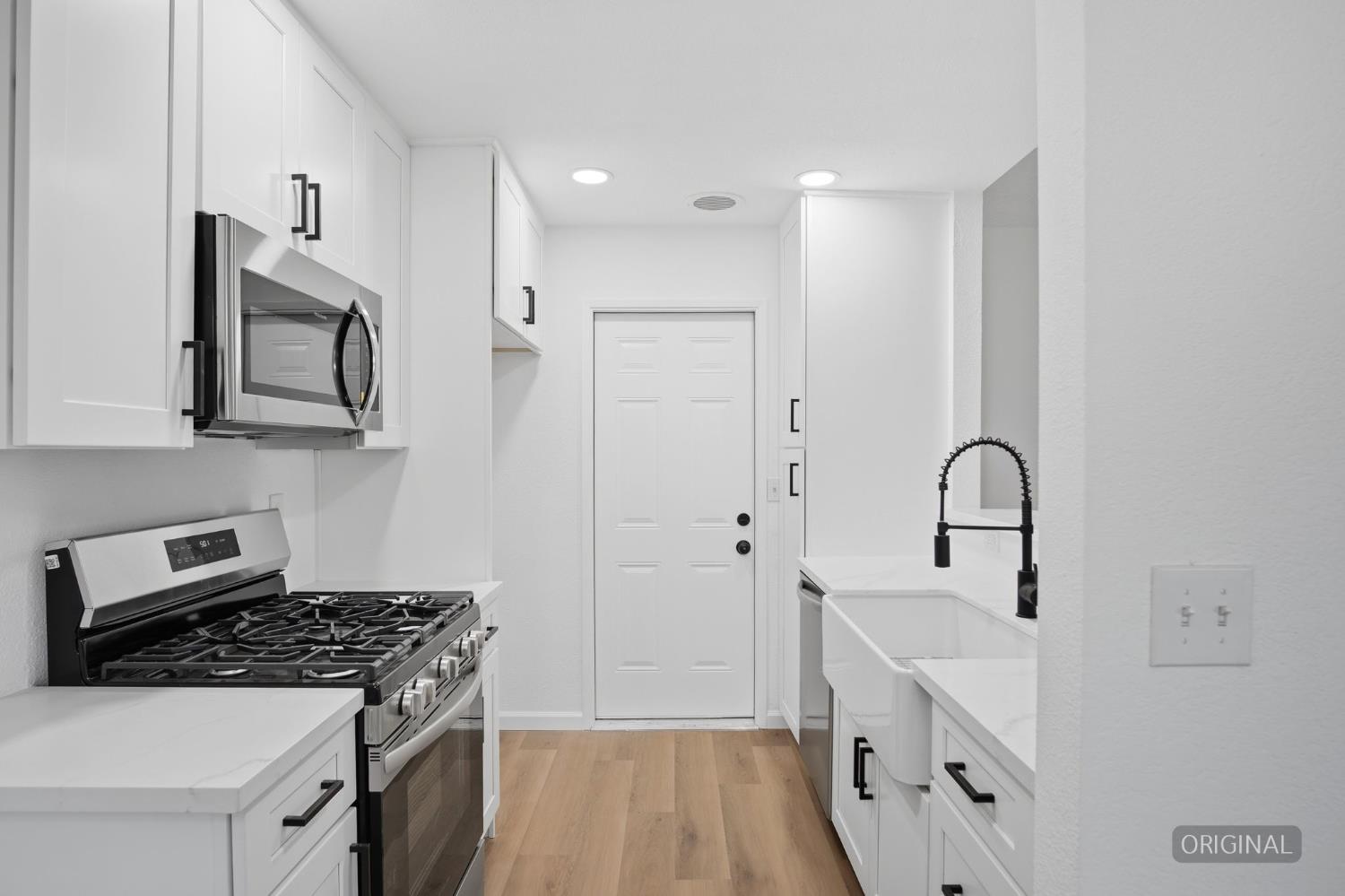 2044 Peggy Ln, Modesto, CA 95351