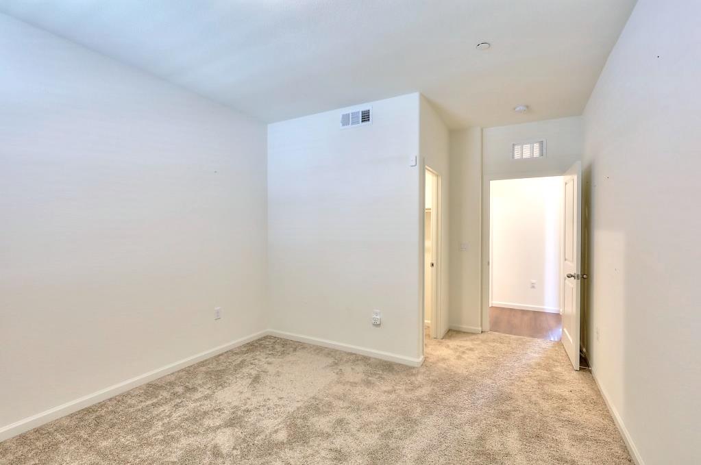 5439 Drawbridge Way, Riverbank, CA 95367