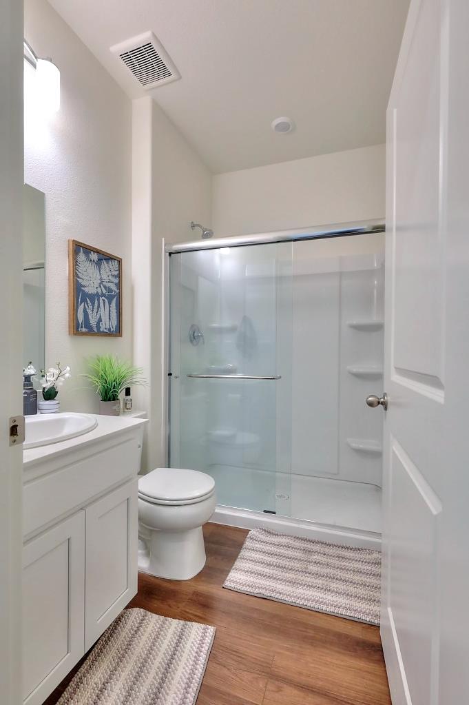 5439 Drawbridge Way, Riverbank, CA 95367
