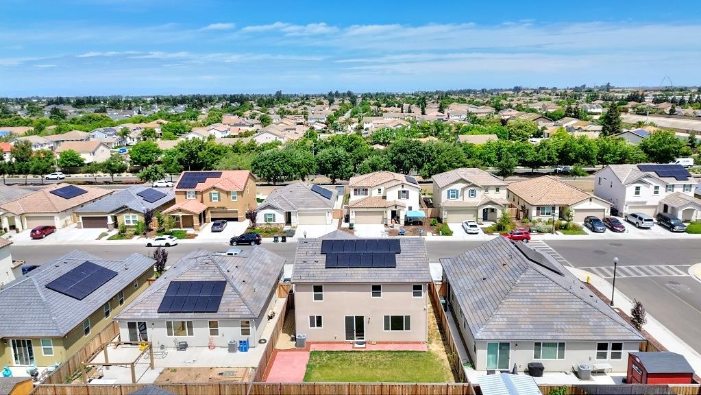 5439 Drawbridge Way, Riverbank, CA 95367