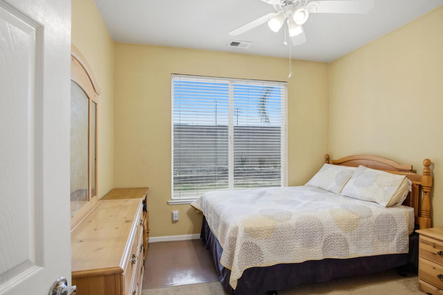 1501 Tristan Ct, Hughson, CA 95326