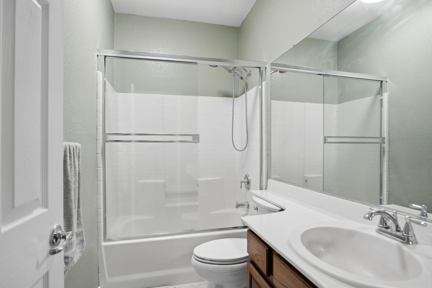 1501 Tristan Ct, Hughson, CA 95326