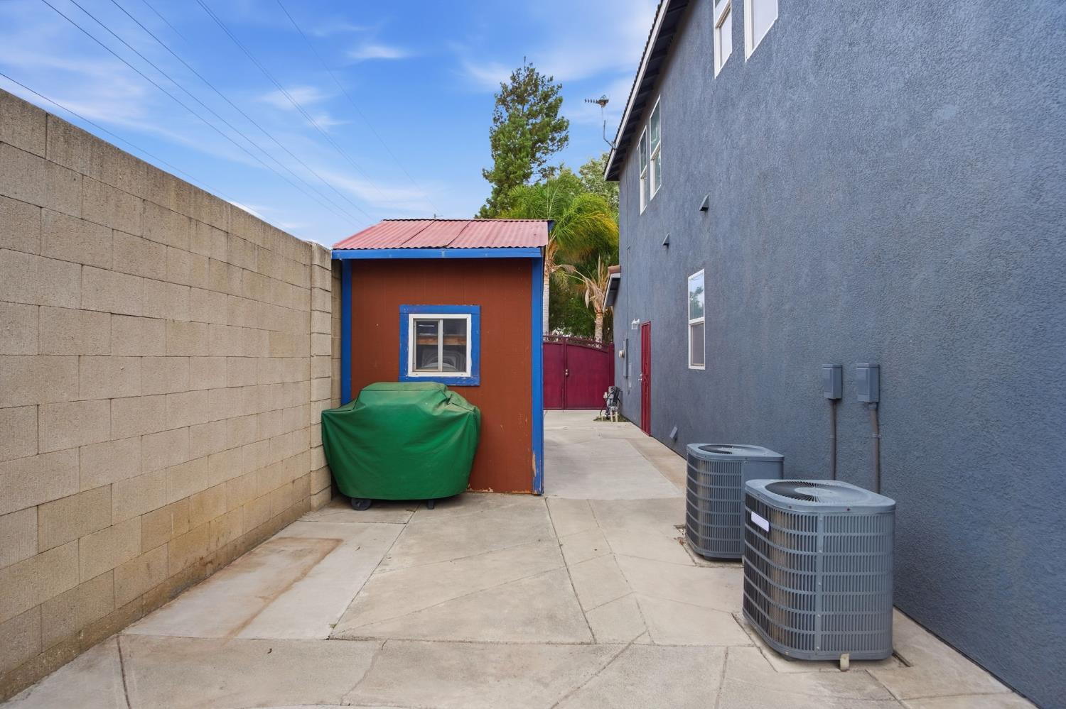 1501 Tristan Ct, Hughson, CA 95326