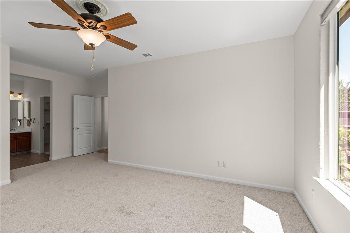 375 Applegate Dr, Oakdale, CA 95361
