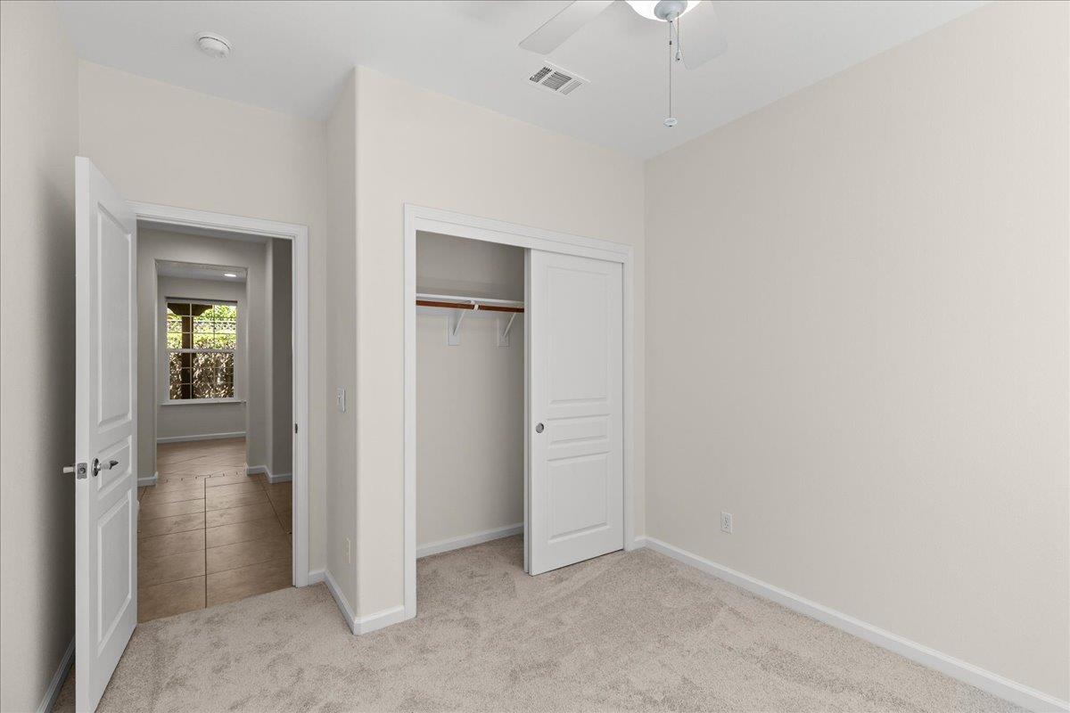 375 Applegate Dr, Oakdale, CA 95361