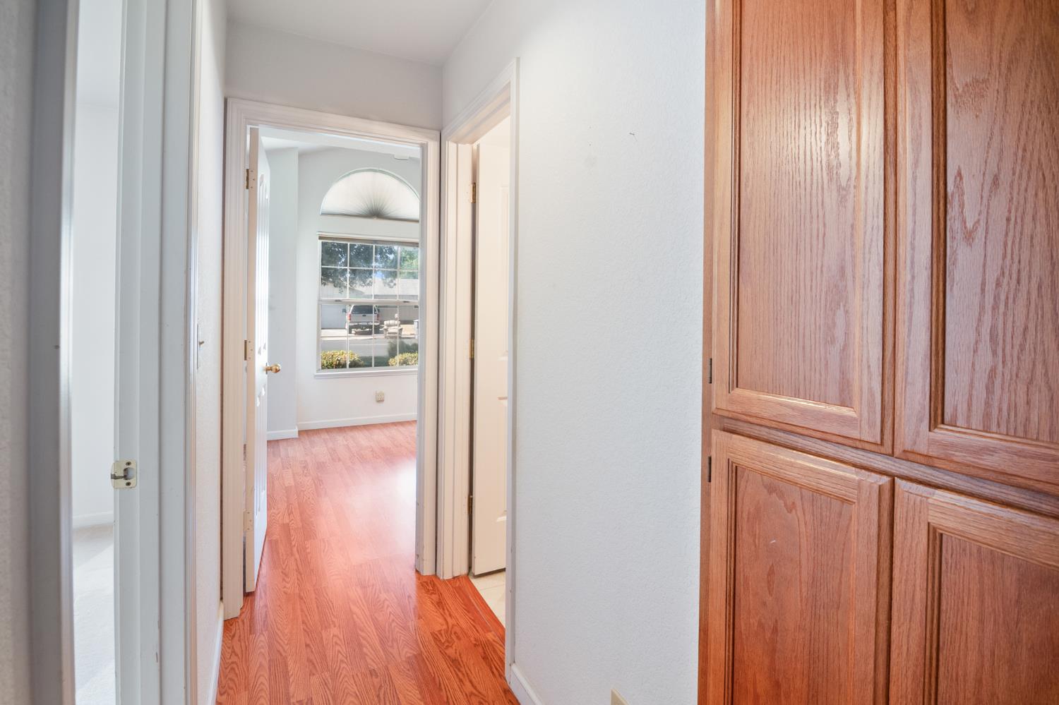 1858 Pontiac St, Oakdale, CA 95361