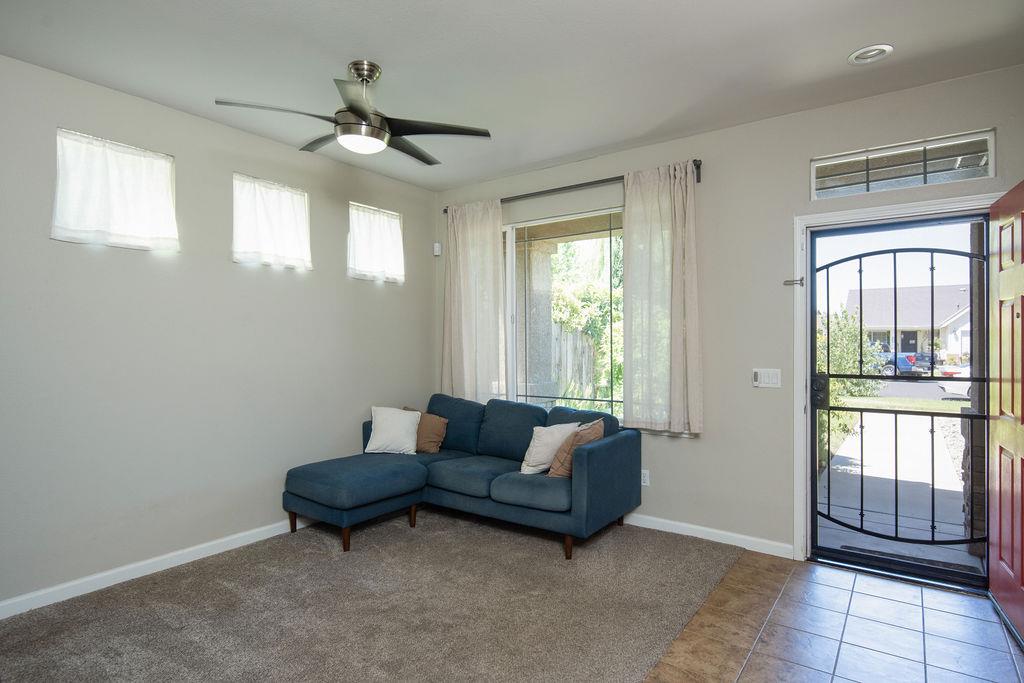 5414 Leandra Ct, Keyes, CA 95328