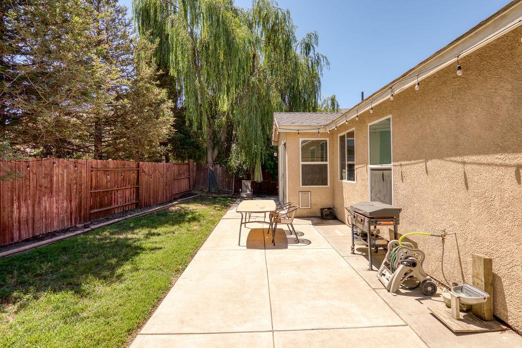 5414 Leandra Ct, Keyes, CA 95328