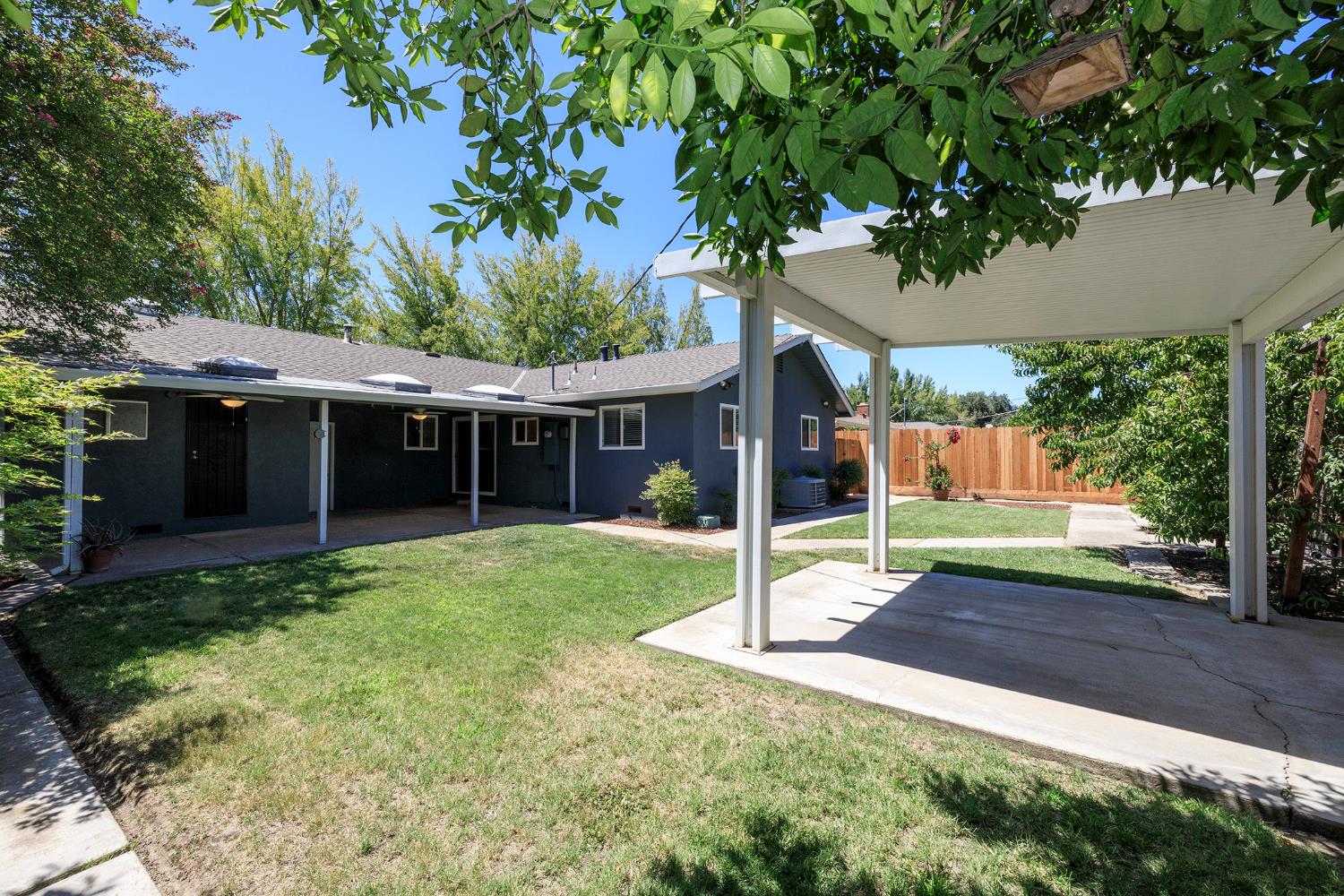 1618 Silkwood Dr, Modesto, CA 95350