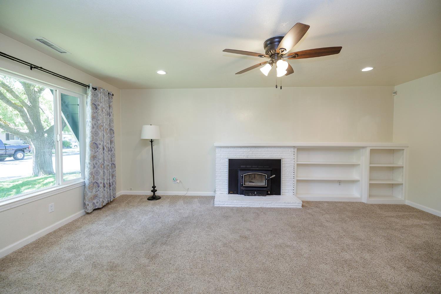 1618 Silkwood Dr, Modesto, CA 95350