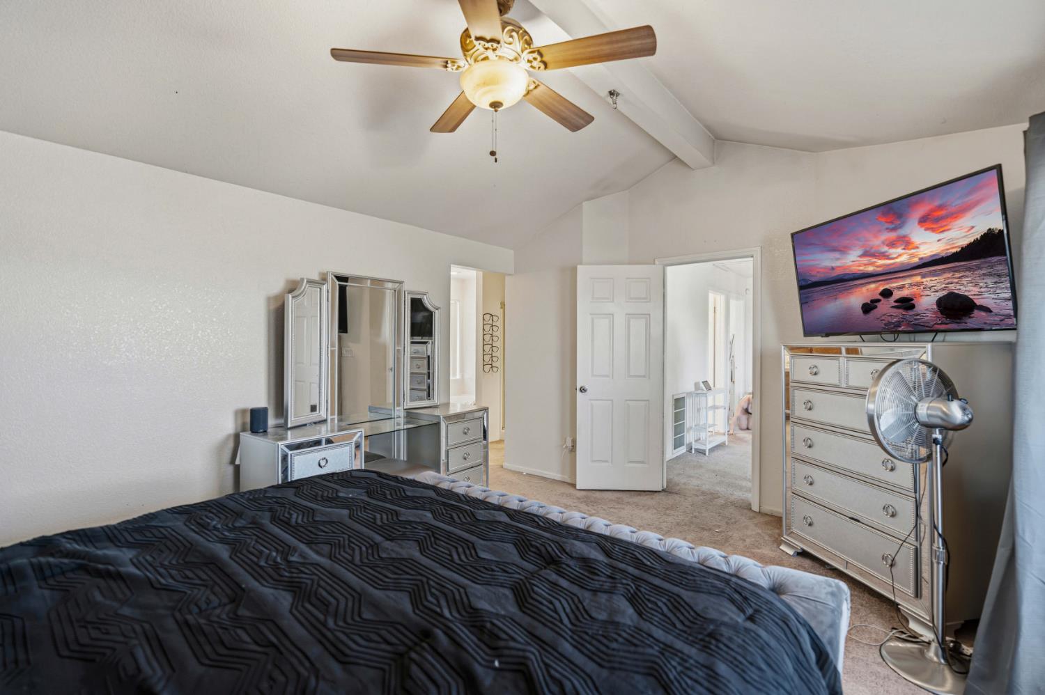 1721 Woodcrest Way, Modesto, CA 95355