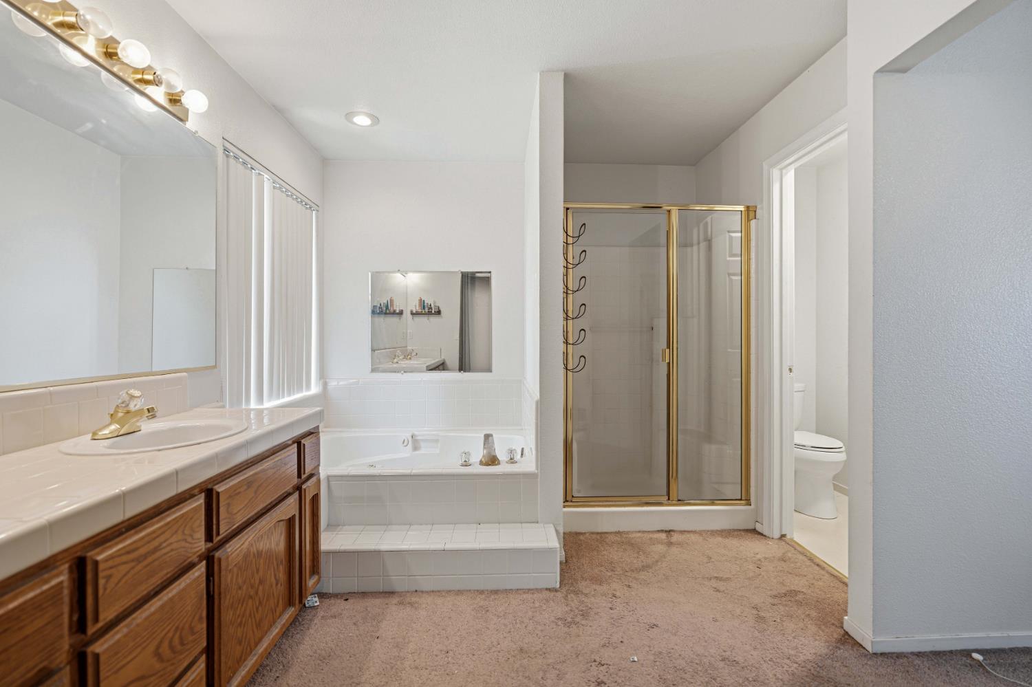 1721 Woodcrest Way, Modesto, CA 95355
