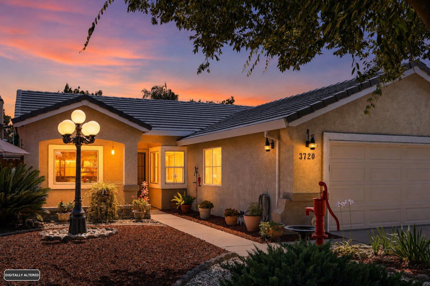 3720 Laurenburg Ave, Modesto, CA 95357