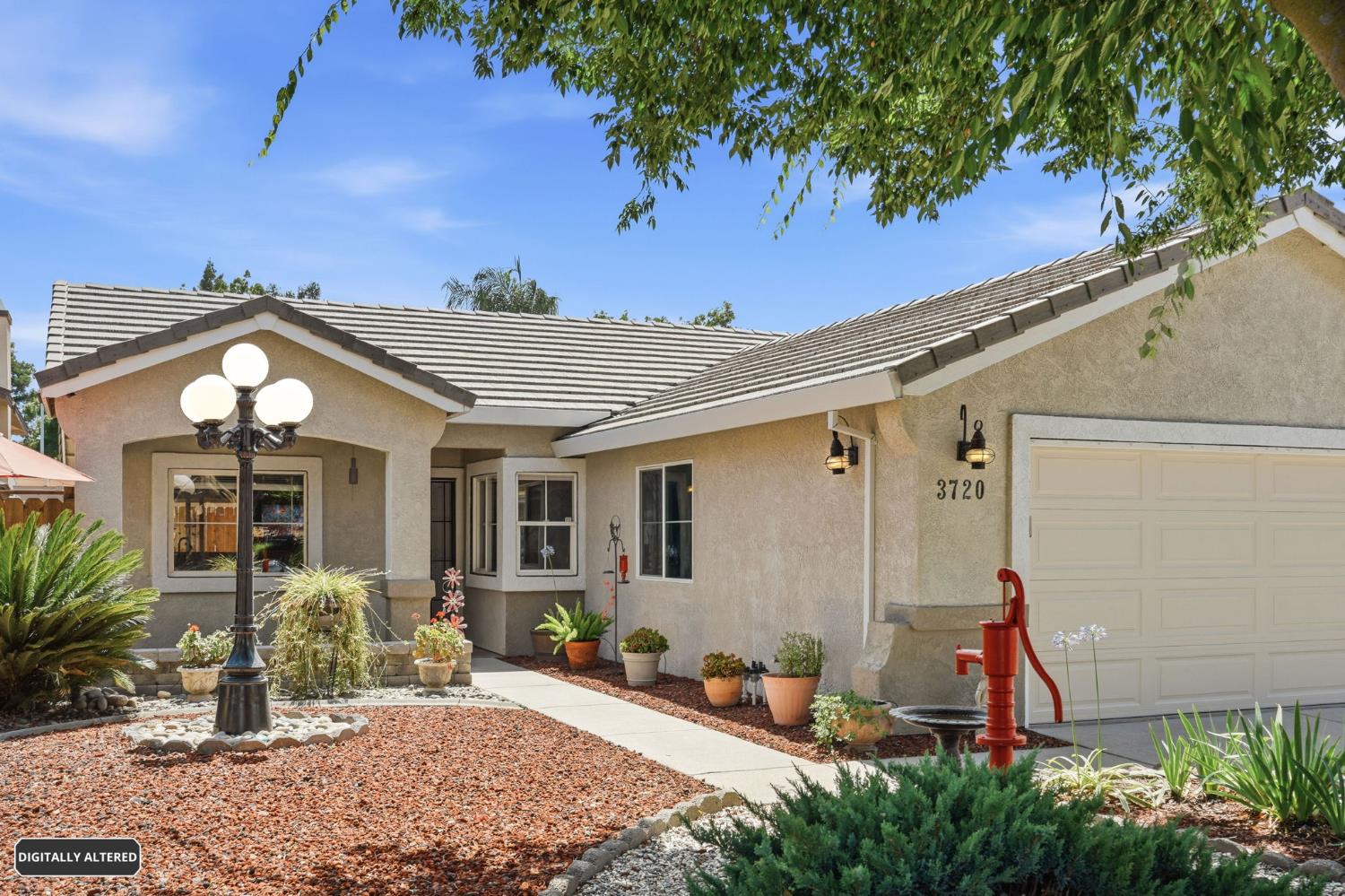 3720 Laurenburg Ave, Modesto, CA 95357