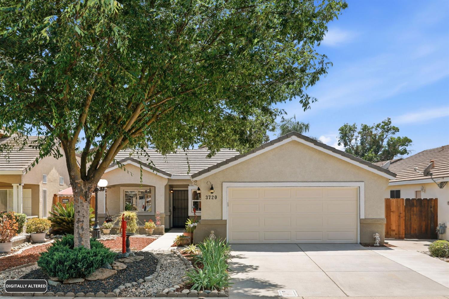 3720 Laurenburg Ave, Modesto, CA 95357