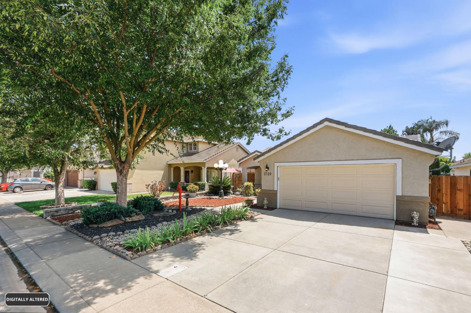 3720 Laurenburg Ave, Modesto, CA 95357