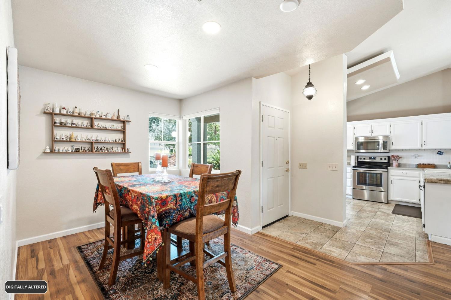 3720 Laurenburg Ave, Modesto, CA 95357