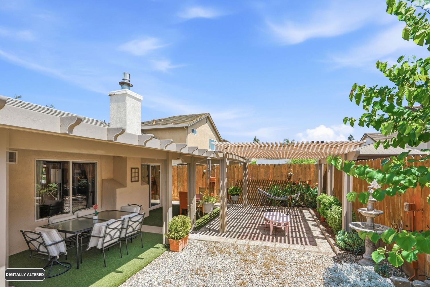 3720 Laurenburg Ave, Modesto, CA 95357